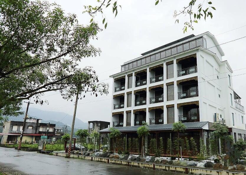 喜樂知足休閒民宿 Dongshan (Yilan) Buitenkant foto
